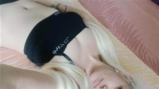 Dejna, escort in Remscheid - 17223