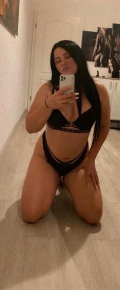 Escort modell Nolwenn, Bochum - 10606