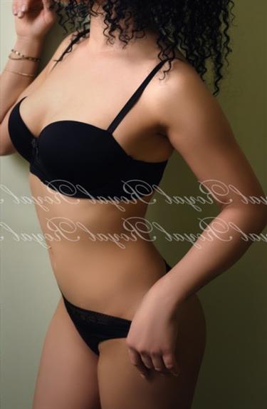 Escort modell Qamor, Düsseldorf - 6727