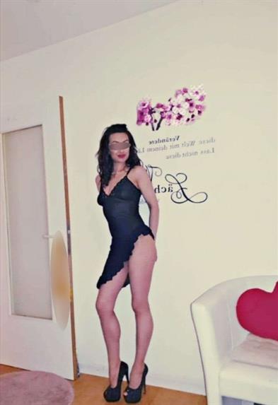 Escort Ranjanee, Wolfsburg - 11451